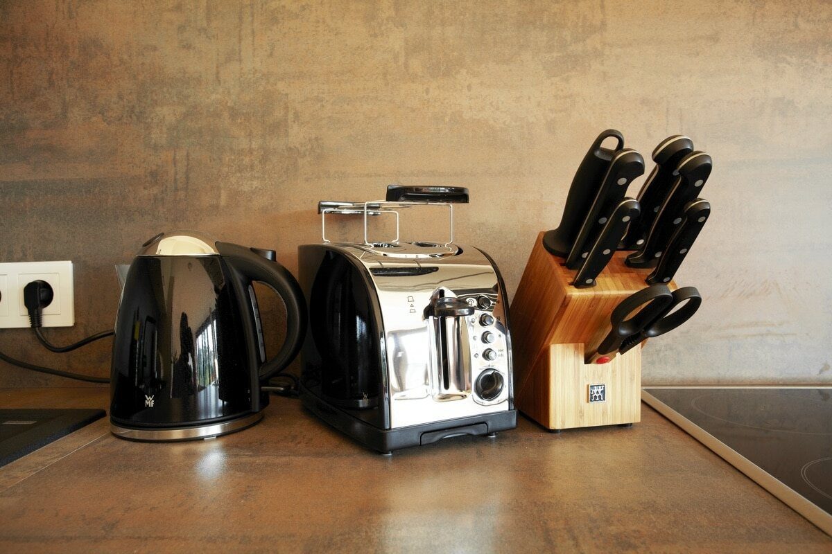 Kettle on kitchen counter