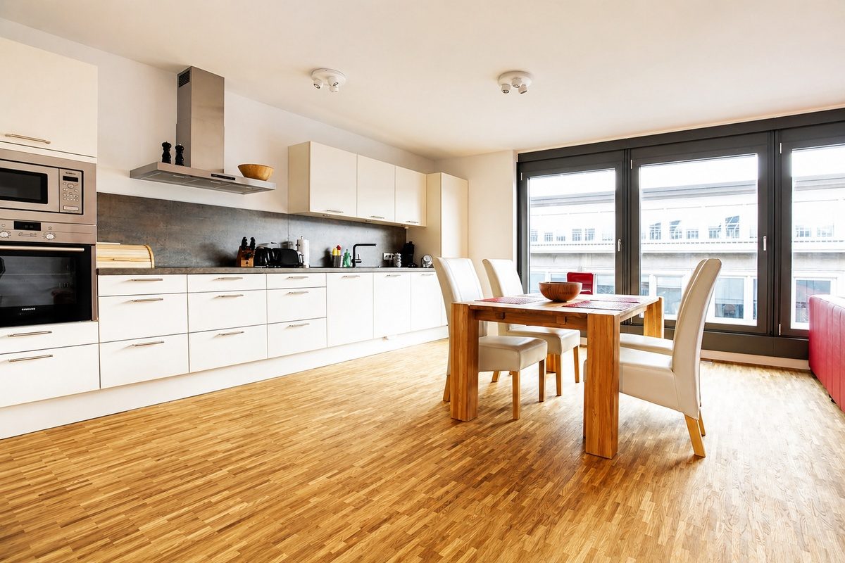 Kitchen and dining table