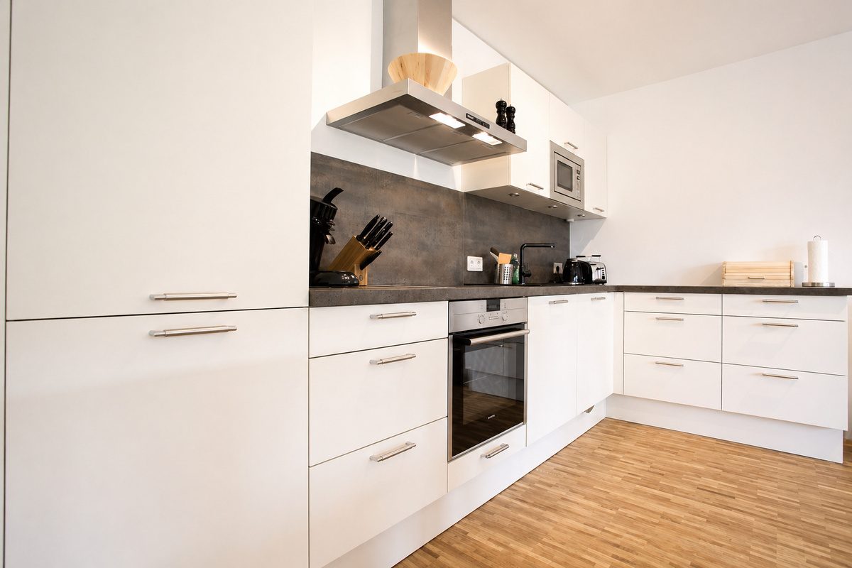 Built-in oven in kitchen
