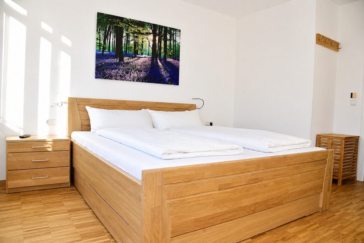 Bedroom with king-size bed