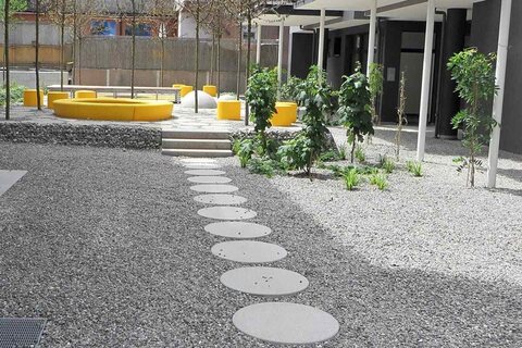 Courtyard with gravel path