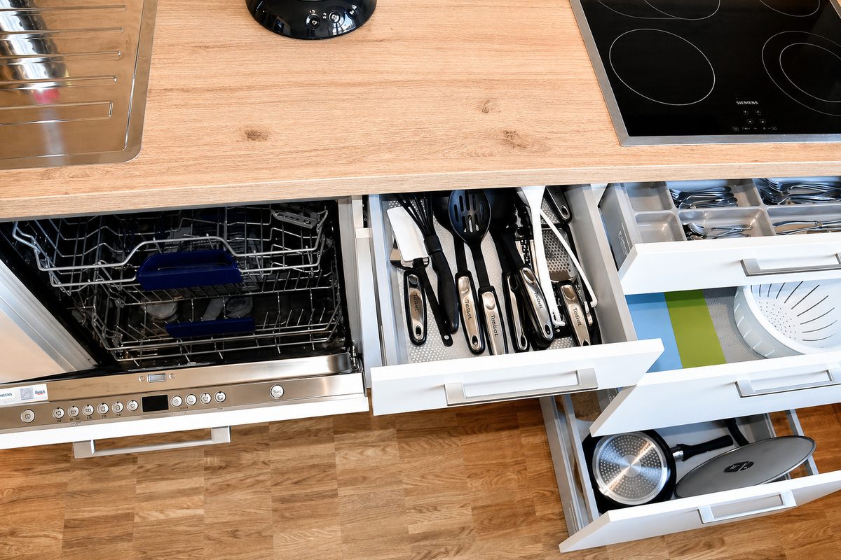 Kitchen drawer with cutlery