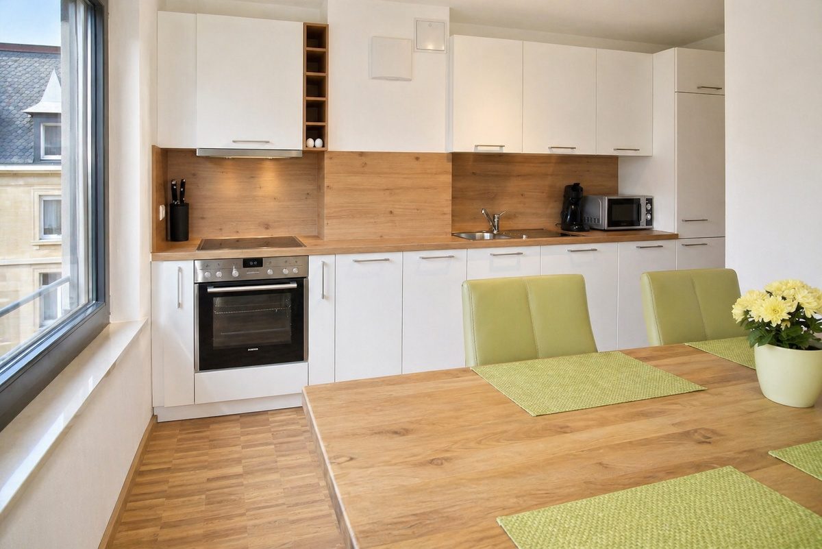 Full kitchen and dining area