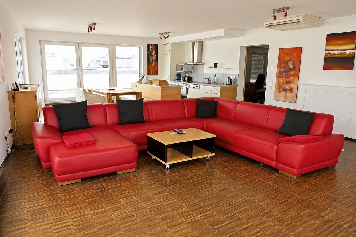 Large living and dining area in furnished apartment