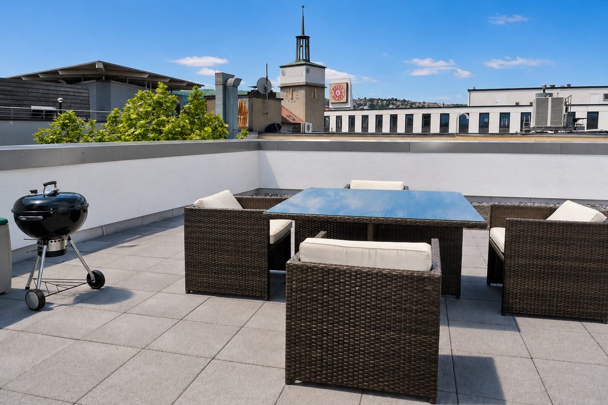 1-Bedroom Luxury Furnished Penthouse in the City Center overview photo